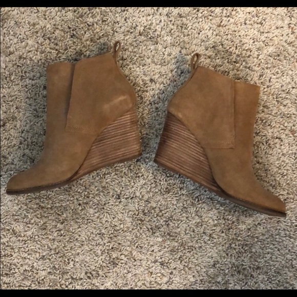 Suede wedge booties - Picture 3 of 6